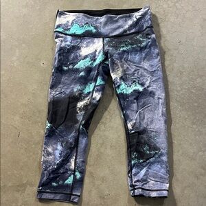 Abstract Blue and Black Leggings LULULEMON